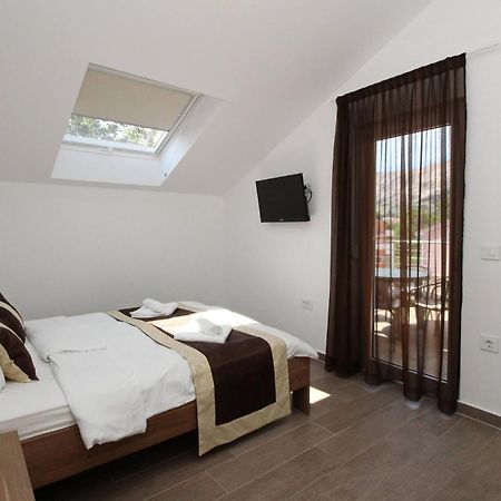 Apartments Smojver Stipe Baška Екстериор снимка